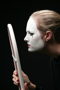 Un Actor se Prepara, un Alma se Desenvuelve